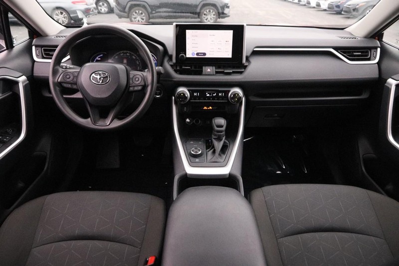 Toyota RAV4 Vehicle Image 21