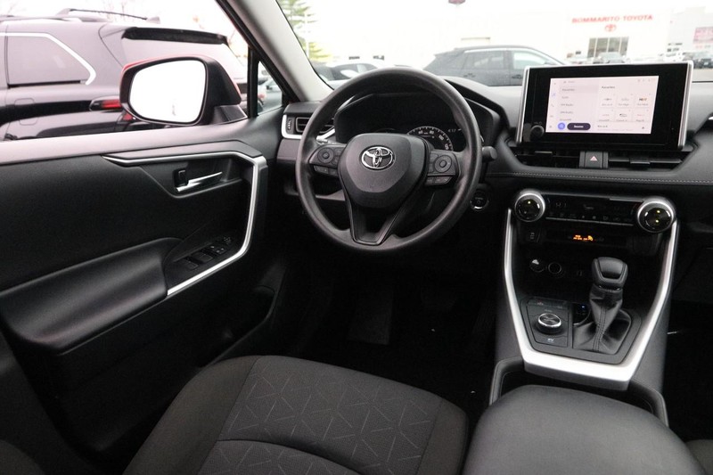 Toyota RAV4 Vehicle Image 22