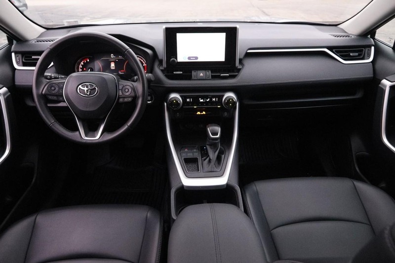 Toyota RAV4 Vehicle Image 22