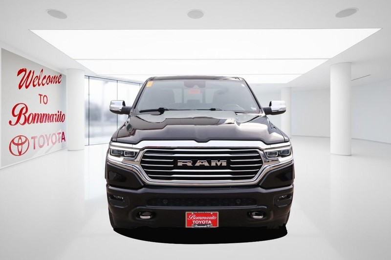 Ram 1500 Vehicle Full-screen Gallery Image 4