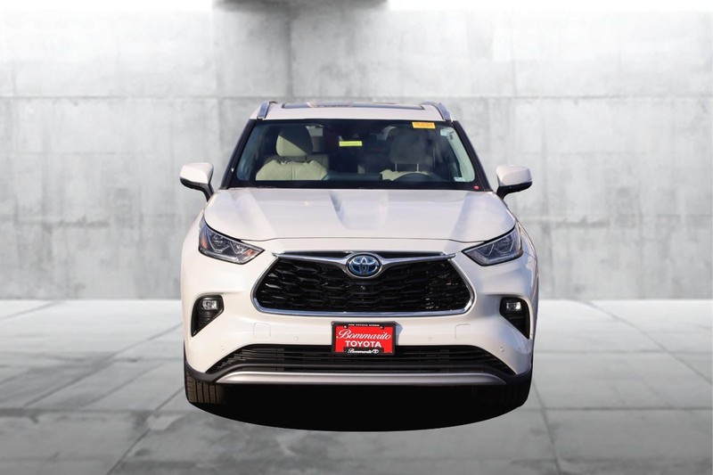 Toyota Highlander Vehicle Image 04