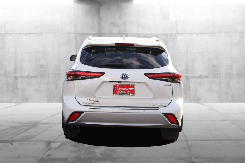 Toyota Highlander Vehicle Image 06