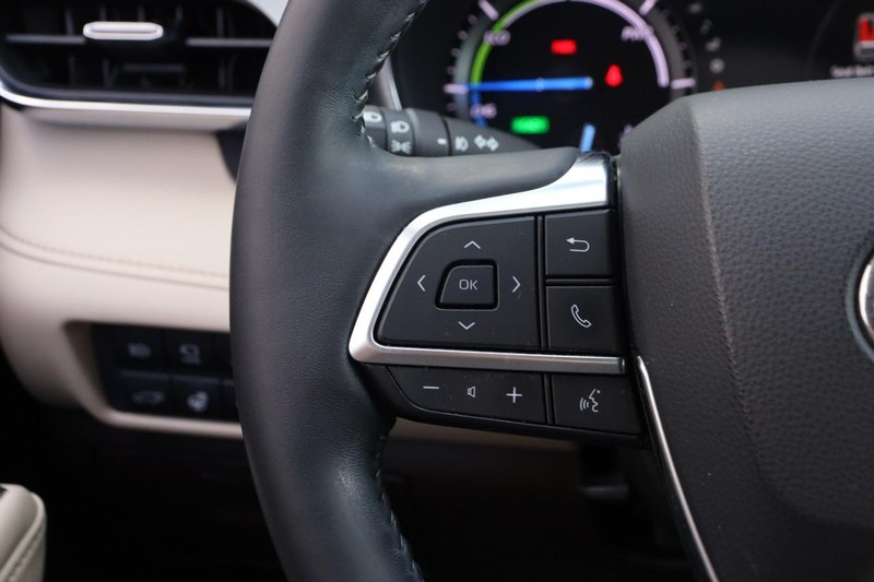 Toyota Highlander Vehicle Image 14