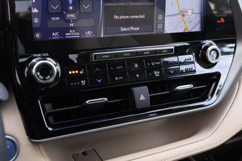 Toyota Highlander Vehicle Image 20