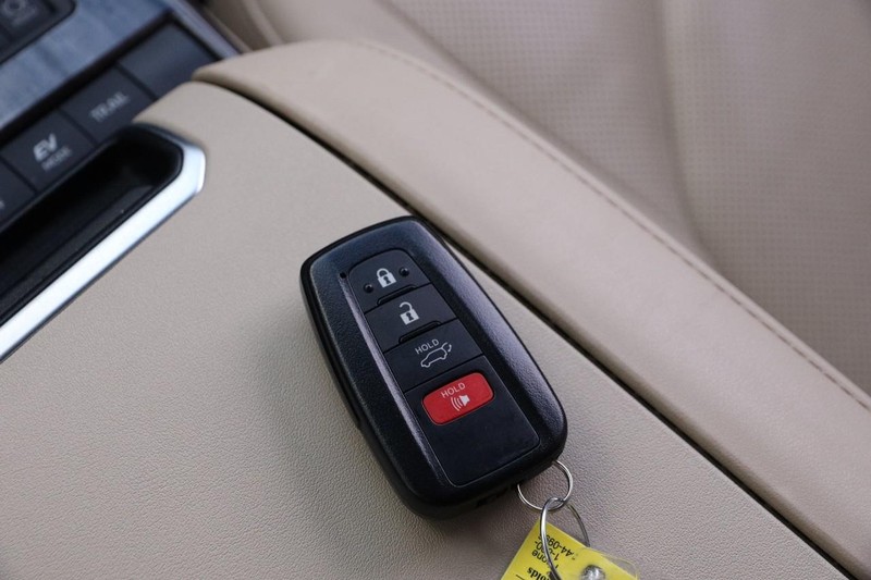 Toyota Highlander Vehicle Image 31