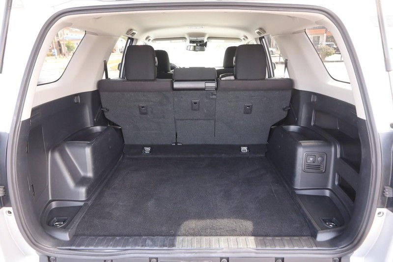 Toyota 4Runner Vehicle Image 07