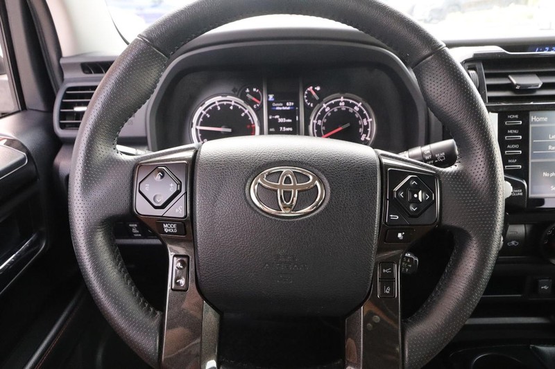 Toyota 4Runner Vehicle Image 10