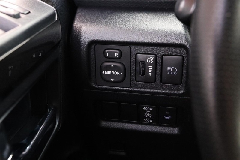 Toyota 4Runner Vehicle Image 19