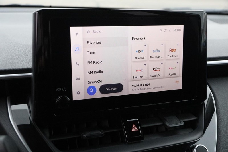 Toyota Corolla Cross Vehicle Image 15