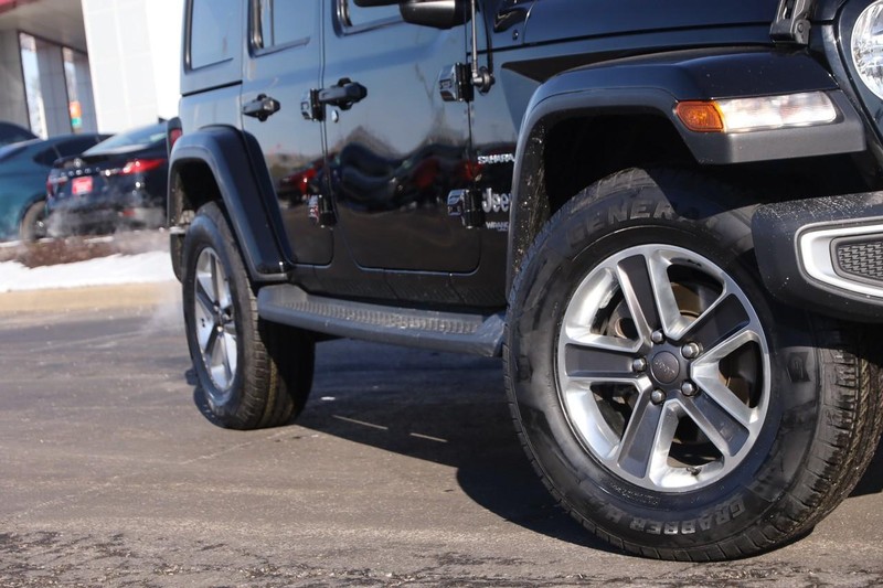 Jeep Wrangler Unlimited Vehicle Image 03