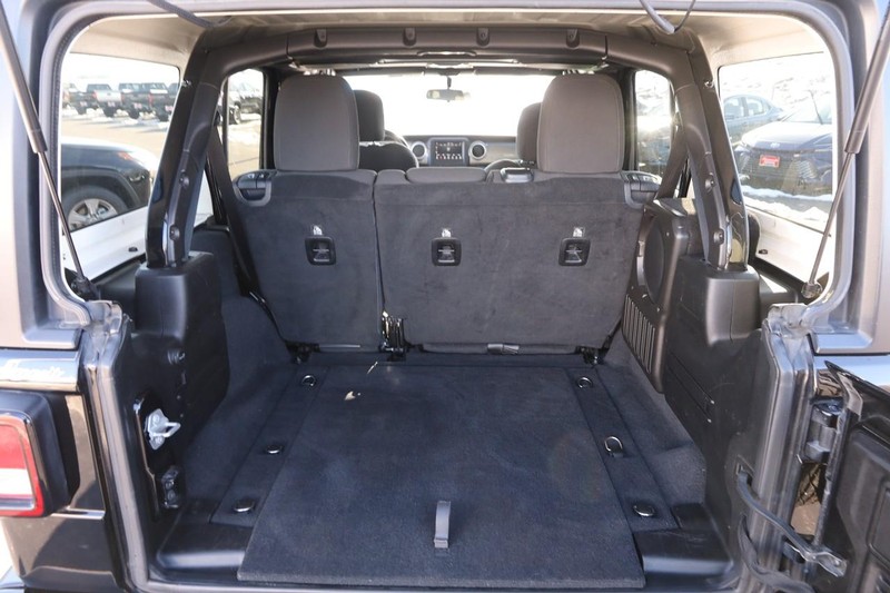 Jeep Wrangler Unlimited Vehicle Image 07