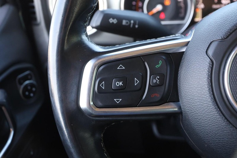 Jeep Wrangler Unlimited Vehicle Image 11