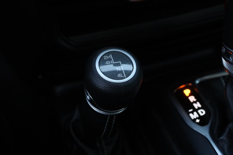 Jeep Wrangler Unlimited Vehicle Image 17