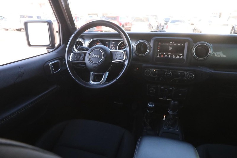 Jeep Wrangler Unlimited Vehicle Image 20