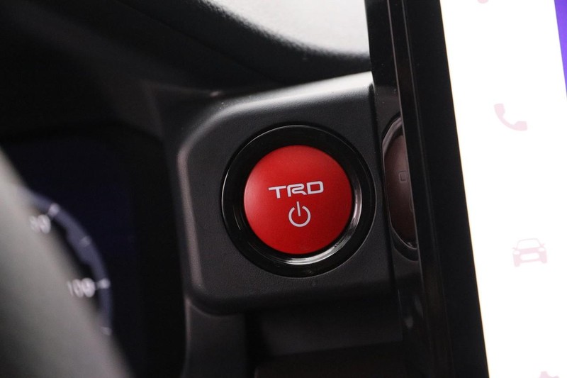 Toyota Tacoma 4WD Vehicle Image 15