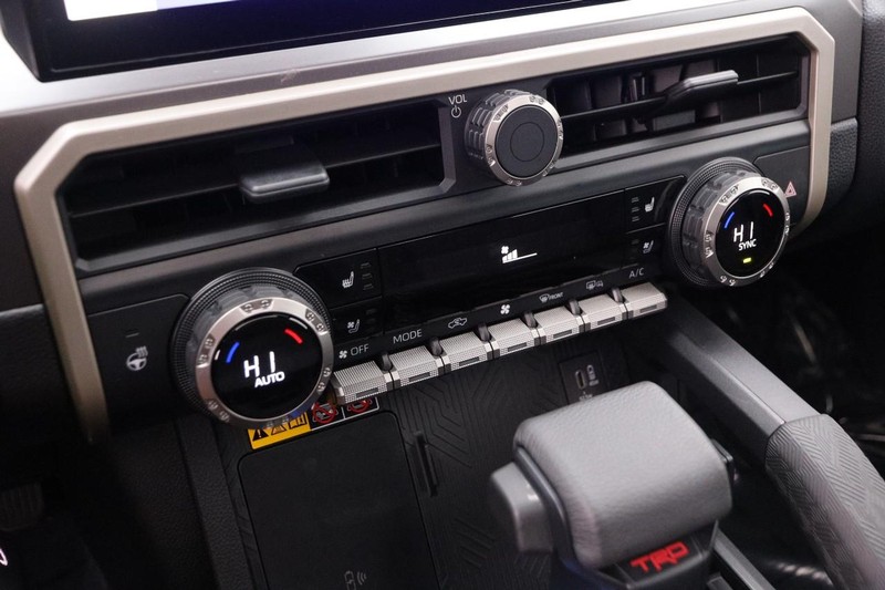 Toyota Tacoma 4WD Vehicle Image 20