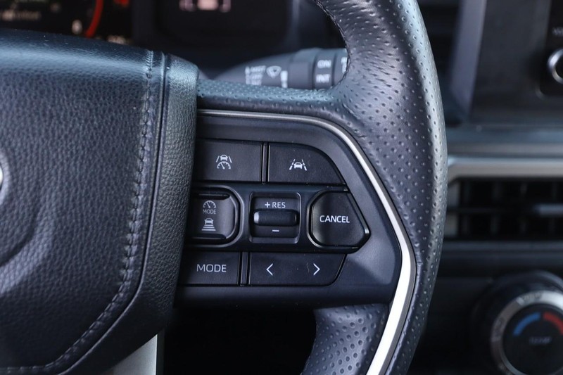 Toyota 4Runner Vehicle Image 12