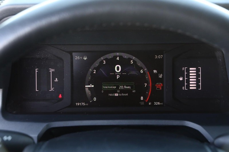 Toyota 4Runner Vehicle Image 13