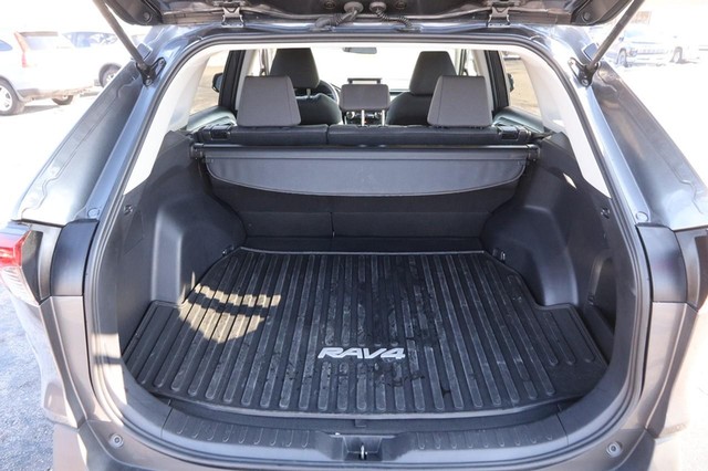 Toyota RAV4 Vehicle Image 07