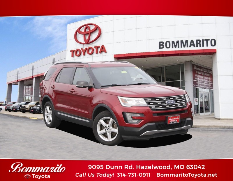 Ford Explorer Vehicle Full-screen Gallery Image 01