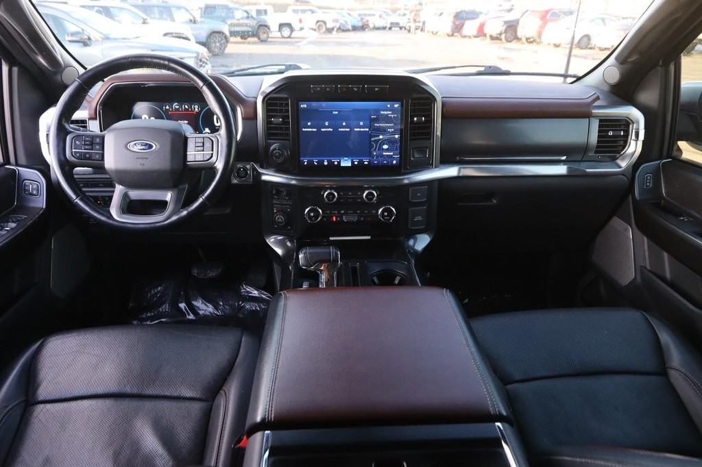 Ford F-150 Vehicle Full-screen Gallery Image 21