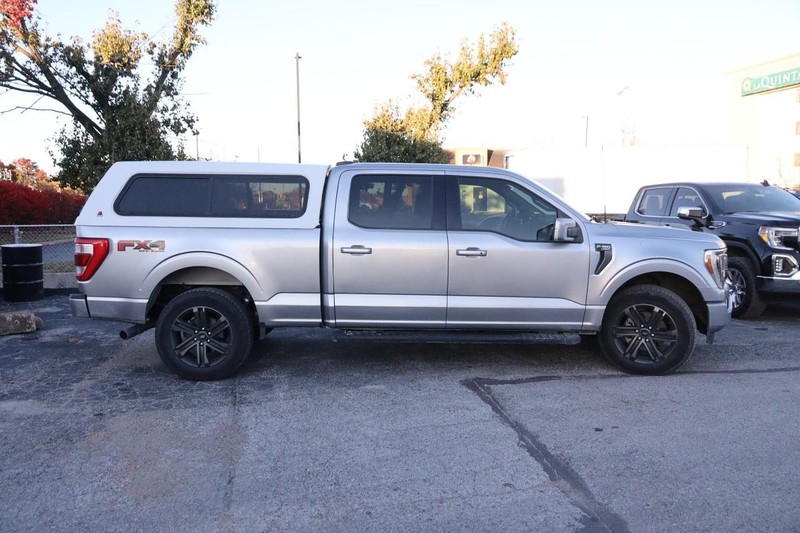 Ford F-150 Vehicle Full-screen Gallery Image 04