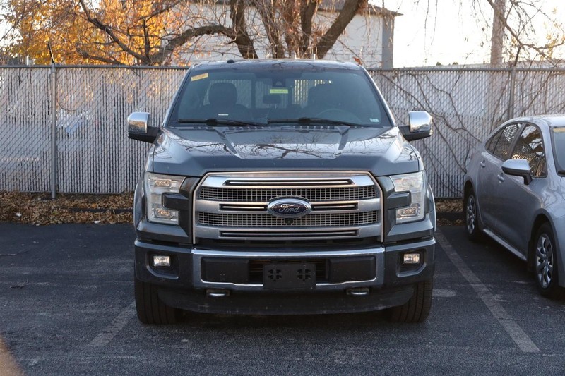 Ford F-150 Vehicle Full-screen Gallery Image 03