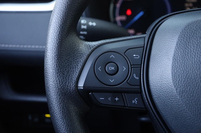 Toyota RAV4 Vehicle Image 11