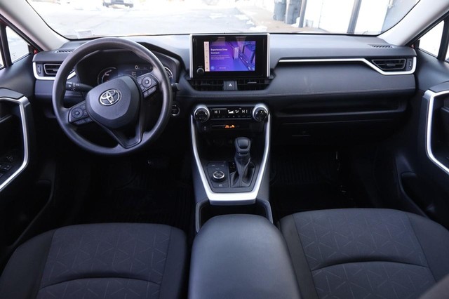 Toyota RAV4 Vehicle Image 20