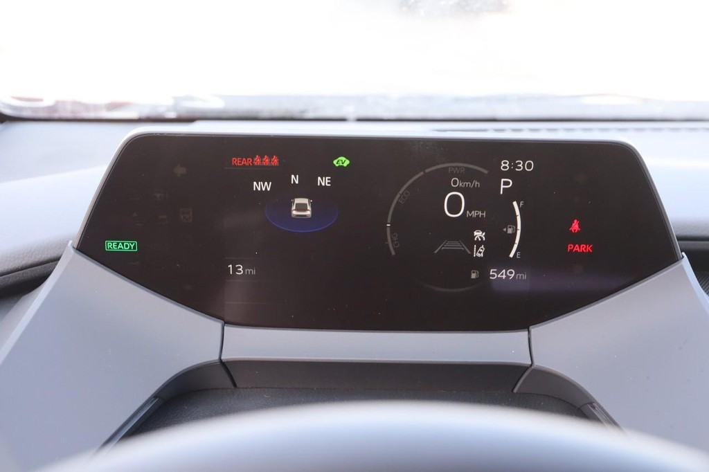 Toyota Prius Vehicle Full-screen Gallery Image 14