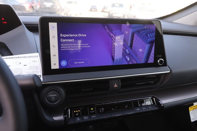 Toyota Prius Vehicle Image 16