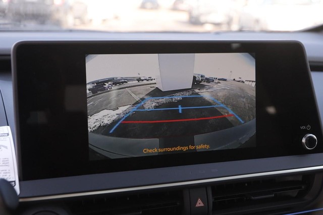 Toyota Prius Vehicle Image 17