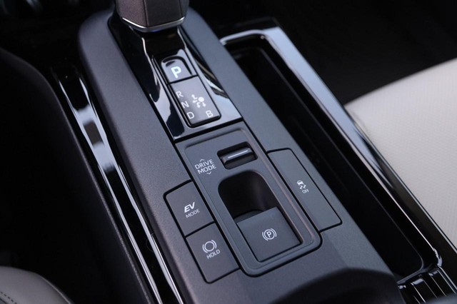 Toyota Prius Vehicle Image 20