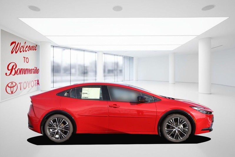 Toyota Prius Vehicle Image 05