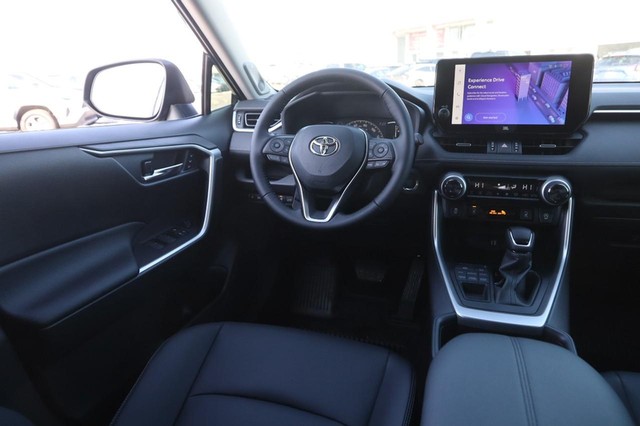 Toyota RAV4 Vehicle Image 22