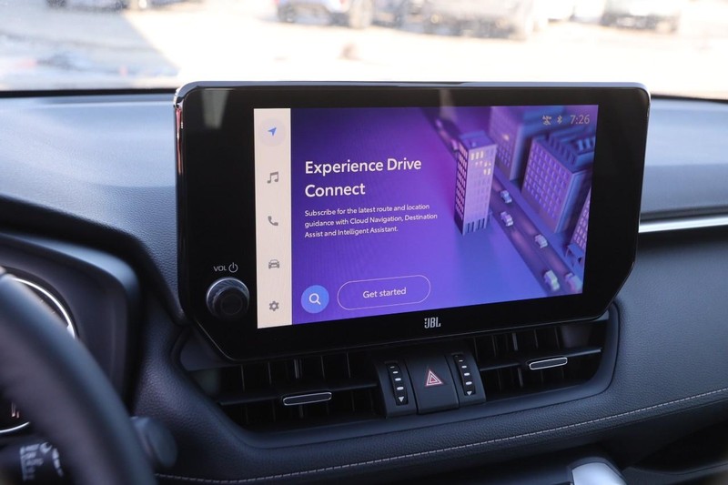 Toyota RAV4 Vehicle Image 16