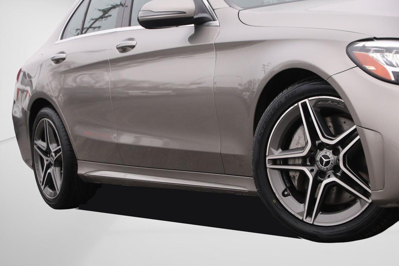 Mercedes-Benz C-Class Vehicle Image 03