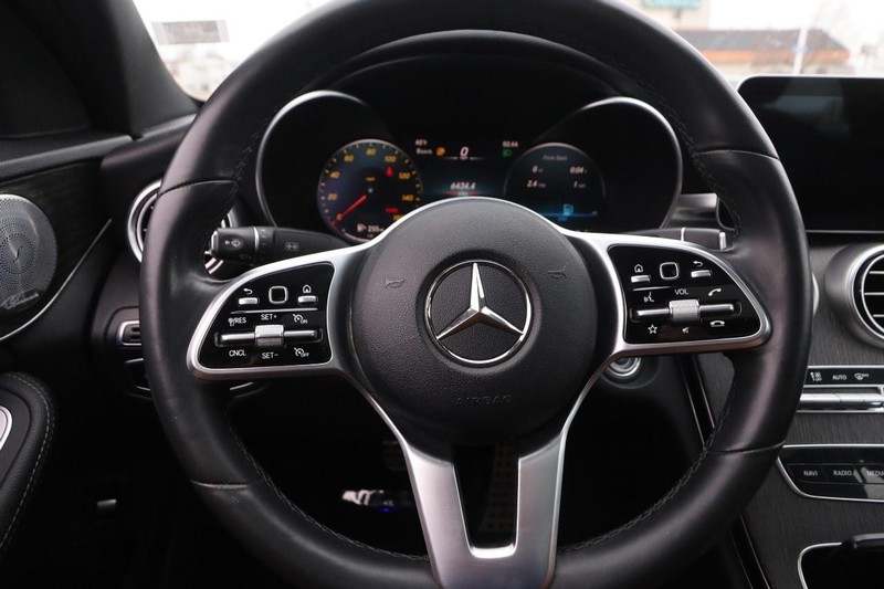 Mercedes-Benz C-Class Vehicle Image 12