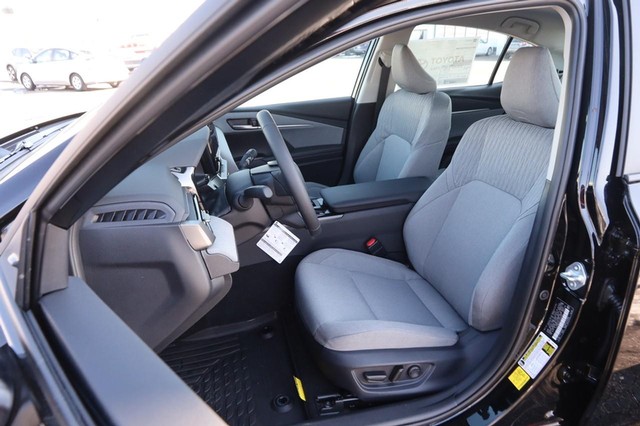 Toyota Camry Vehicle Image 08