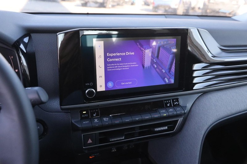 Toyota Camry Vehicle Image 14