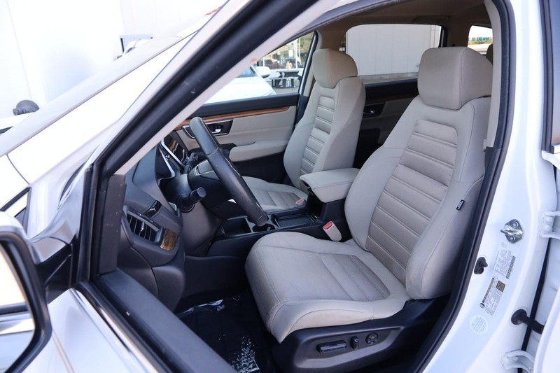 Honda CR-V Vehicle Full-screen Gallery Image 9