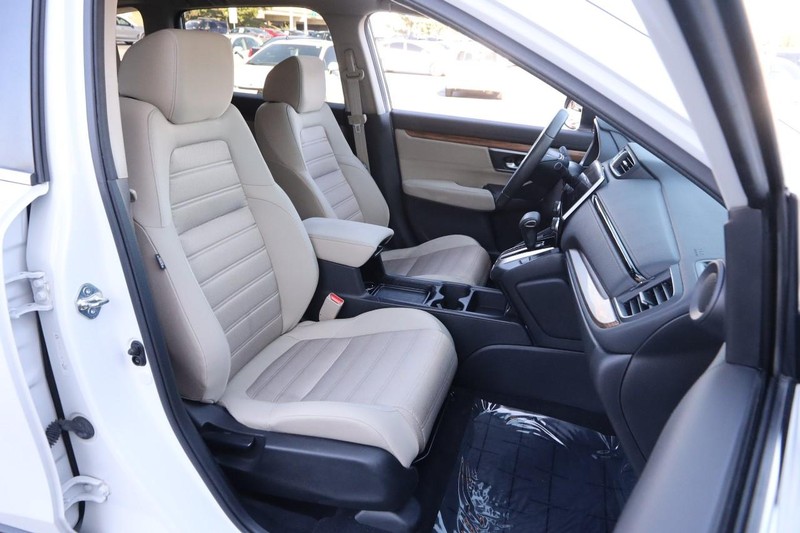 Honda CR-V Vehicle Full-screen Gallery Image 26