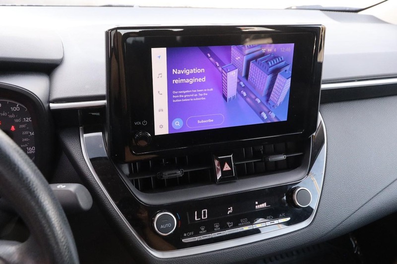 Toyota Corolla Vehicle Image 14