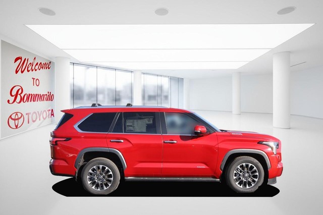 Toyota Sequoia Vehicle Image 05