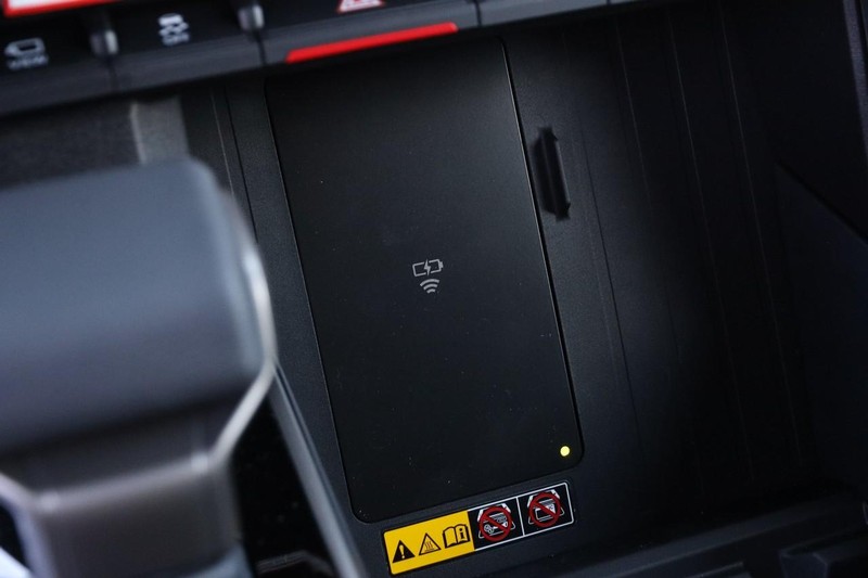 Toyota Sequoia Vehicle Image 22