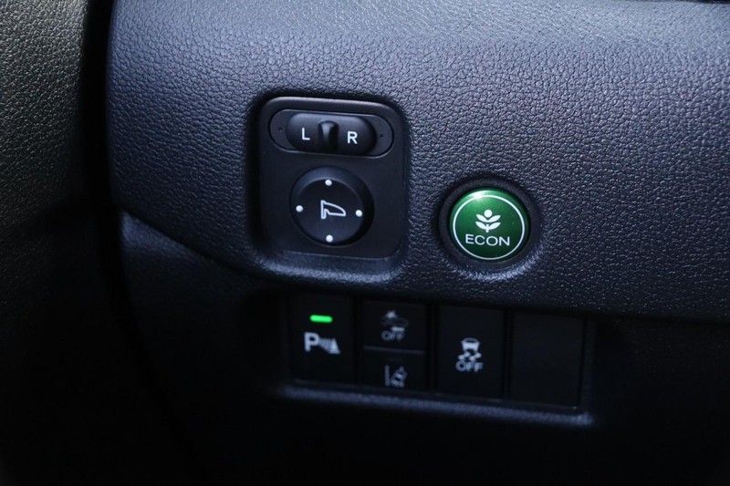 Honda Passport Vehicle Image 22