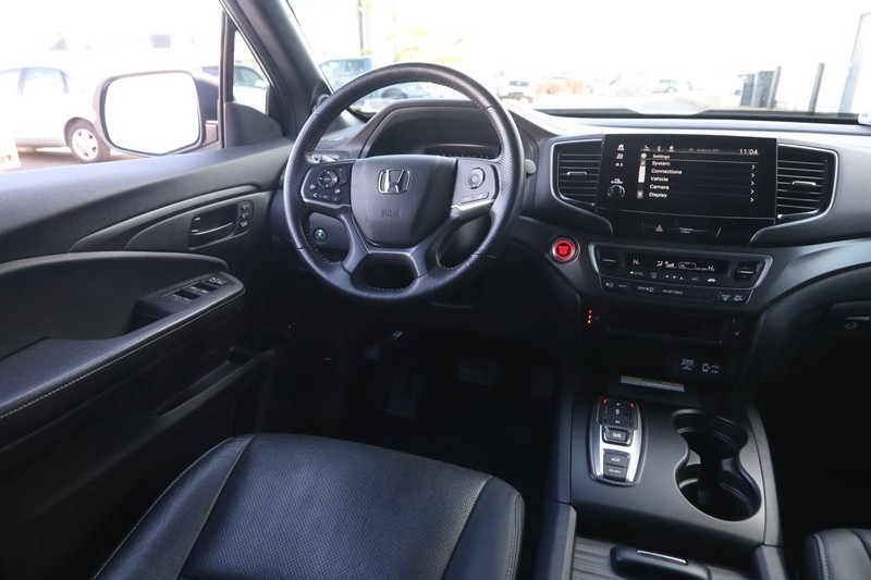 Honda Passport Vehicle Image 24