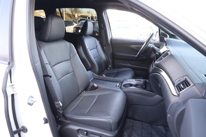 Honda Passport Vehicle Image 28