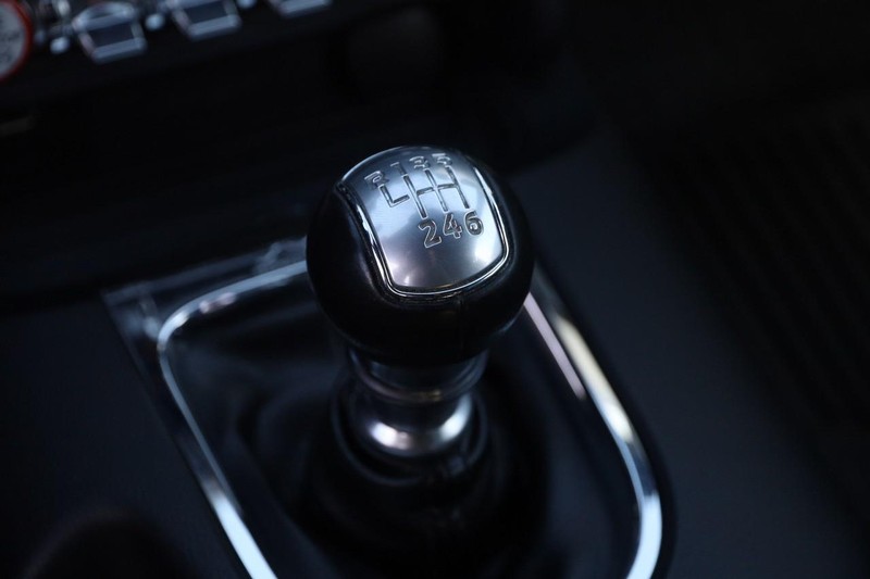 Ford Mustang Vehicle Image 18