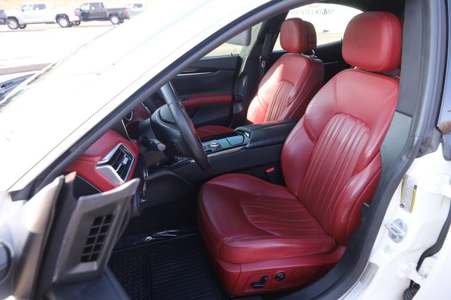 Maserati Ghibli Vehicle Image 09